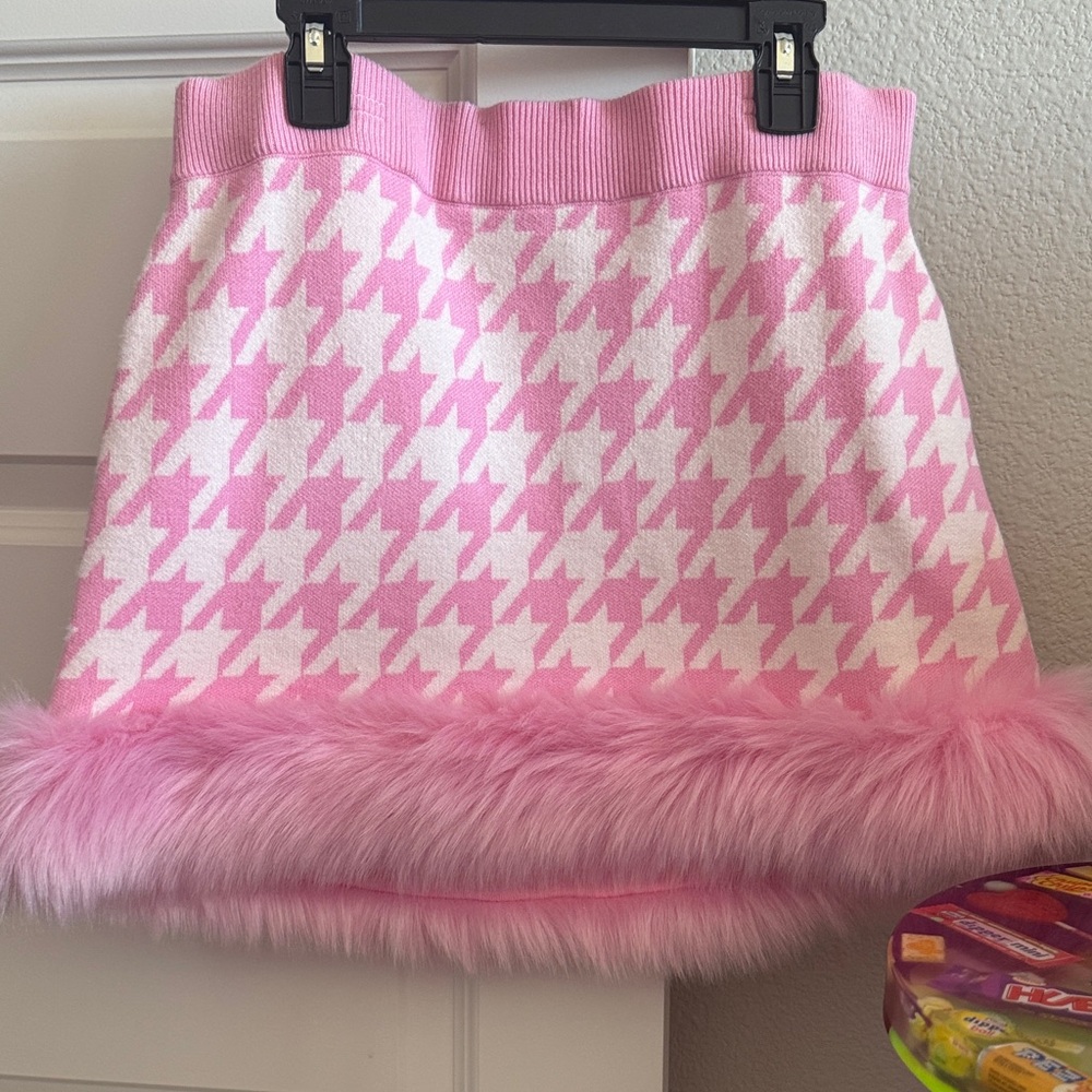 Show Me Your MuMu Pink and White Houndstooth Skirt